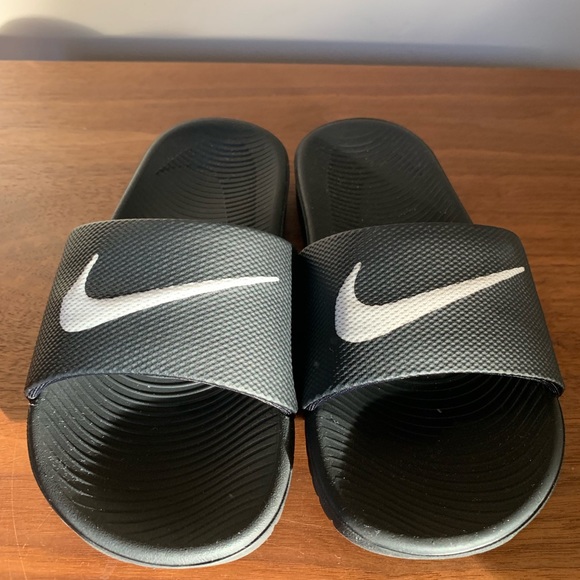 nike slides size 1